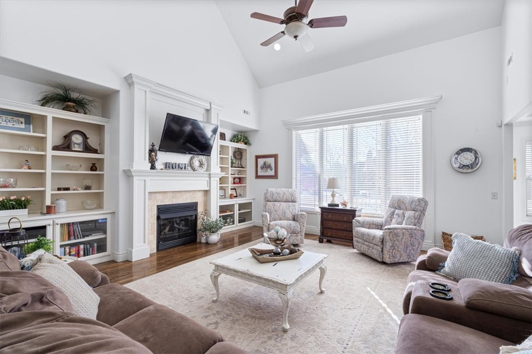 ANGEL FALLS ADD PH 1-BENTONVILLE - Residential