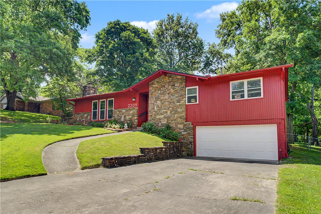 Meadowbrook Farms Ph 1 - Residential