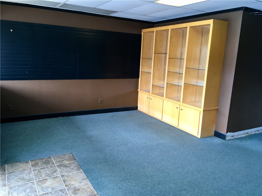 Fayetteville Outlots - Commercial Lease