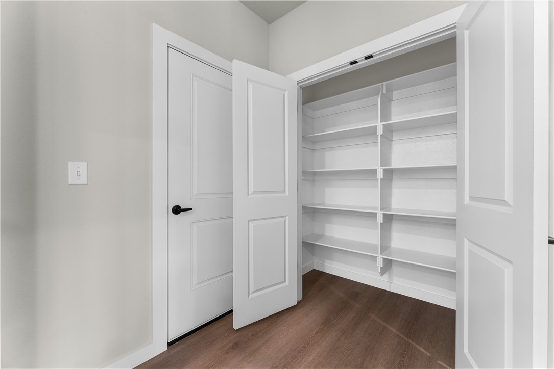 Jura Sub Bvv - Residential Lease