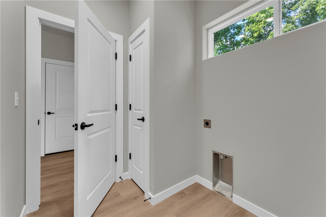 Jura Sub Bvv - Residential Lease