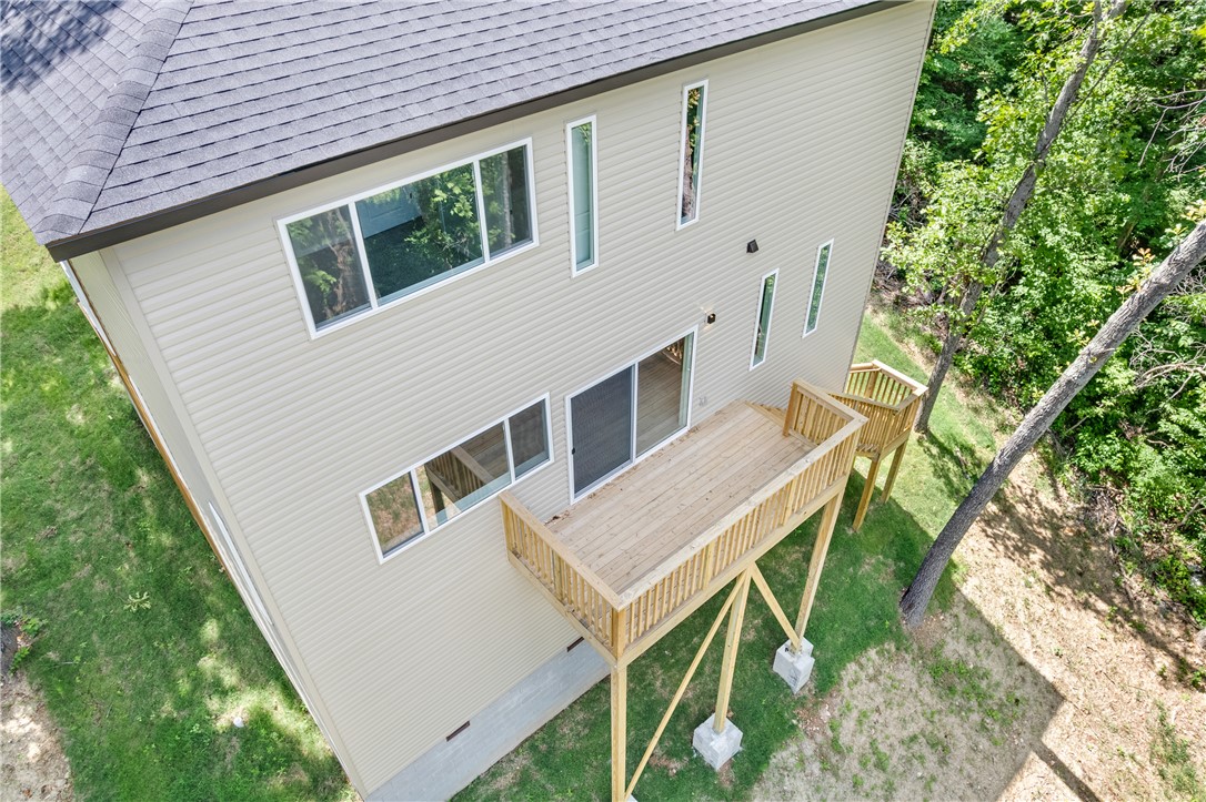 Jura Sub Bvv - Residential Lease