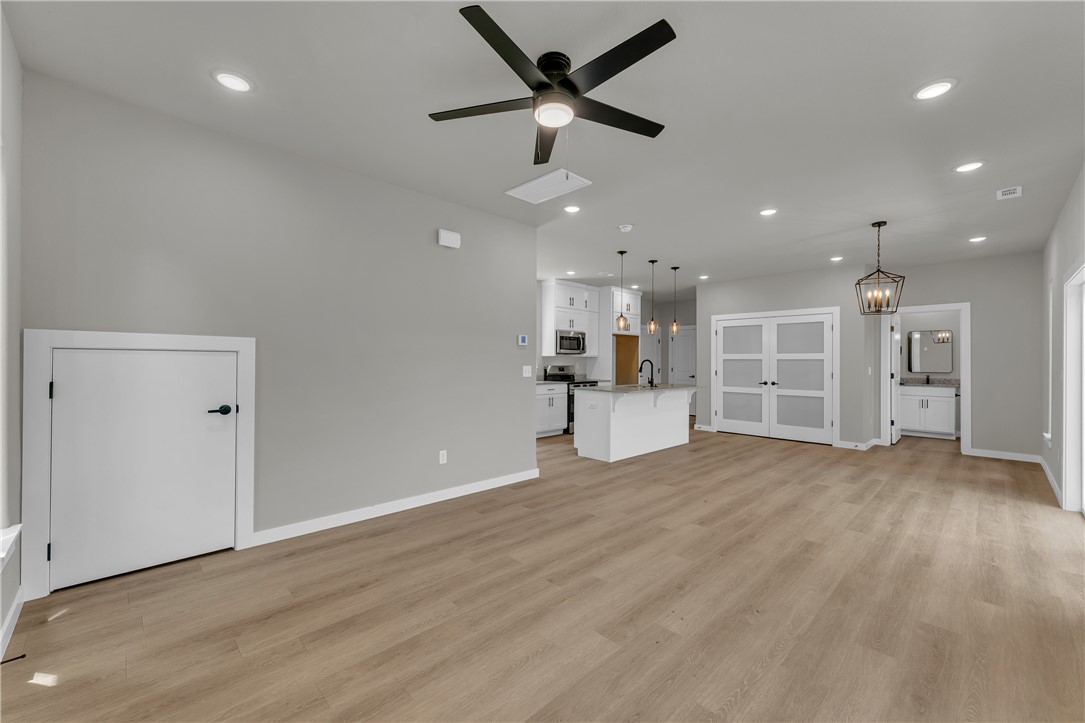 Jura Sub Bvv - Residential Lease