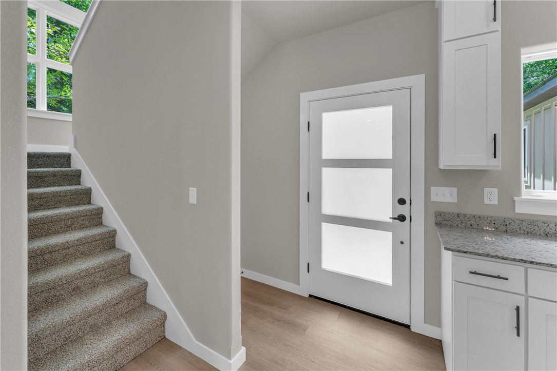 Jura Sub Bvv - Residential Lease