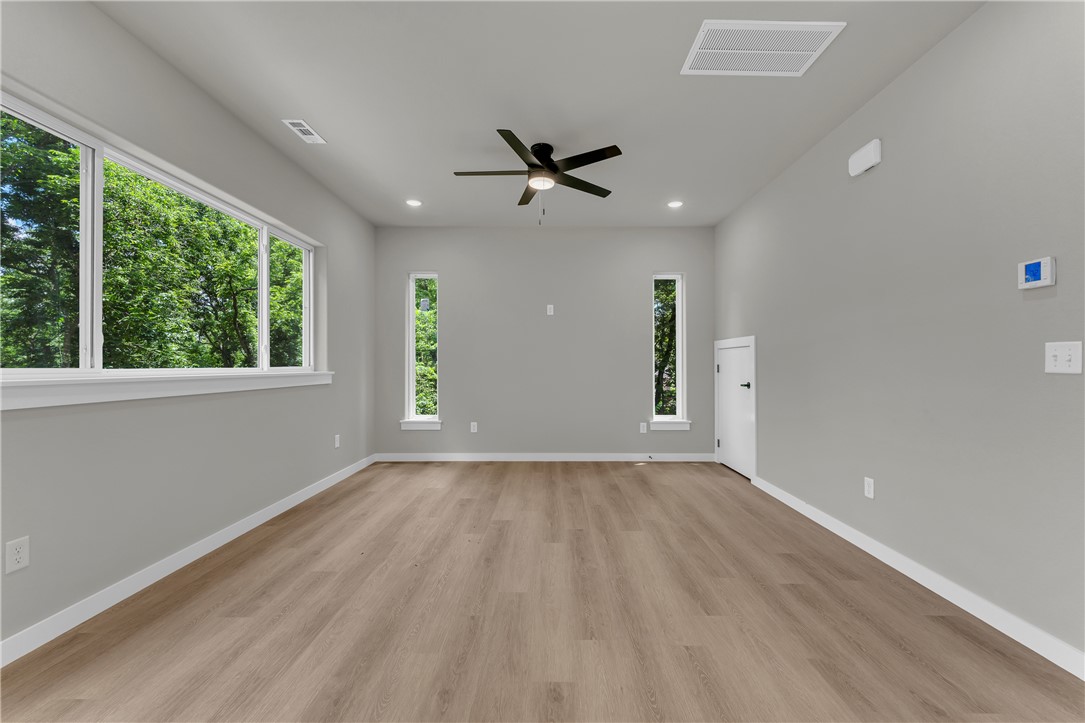 Jura Sub Bvv - Residential Lease