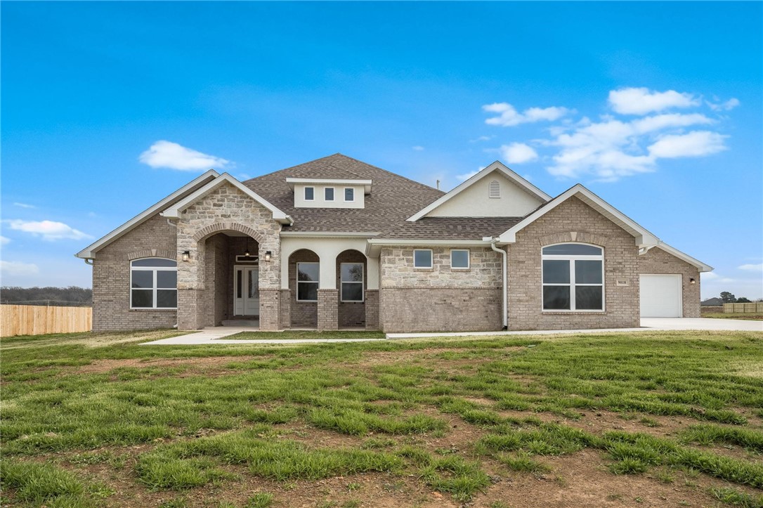 This 3,000 square feet, 5 bedroom, 3 bathroom home is professionally designed with an open living space, the 3000 Series provides the perfect setting for any family. Beautiful inside and out with a formal dining area, over-sized kitchen, second living space, and much more. Taxes subject to change based on new construction.