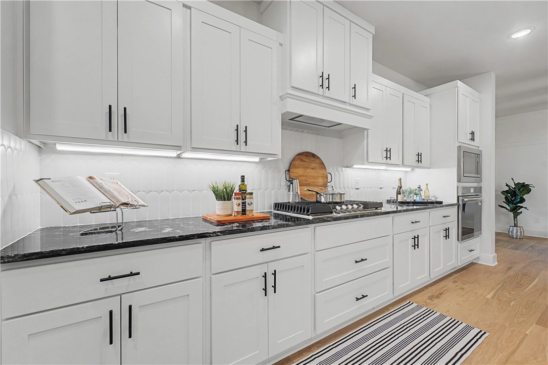 MAPLE ESTATES PH III-CENTERTON - Residential