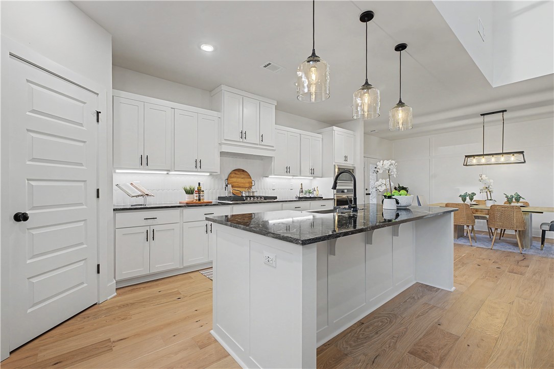 MAPLE ESTATES PH III-CENTERTON - Residential