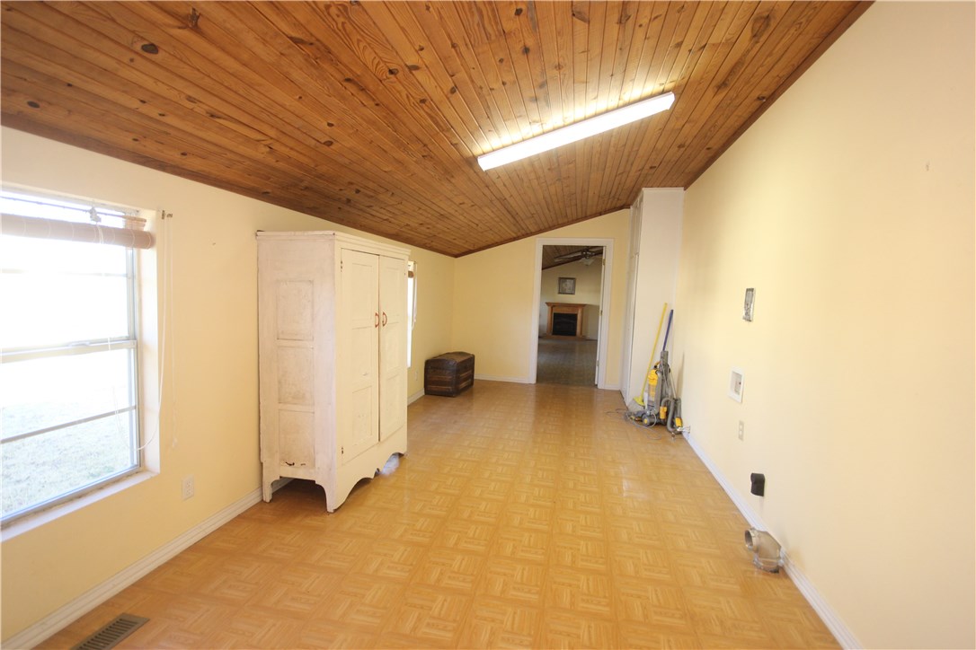 Elm Spgs Outlots - Residential