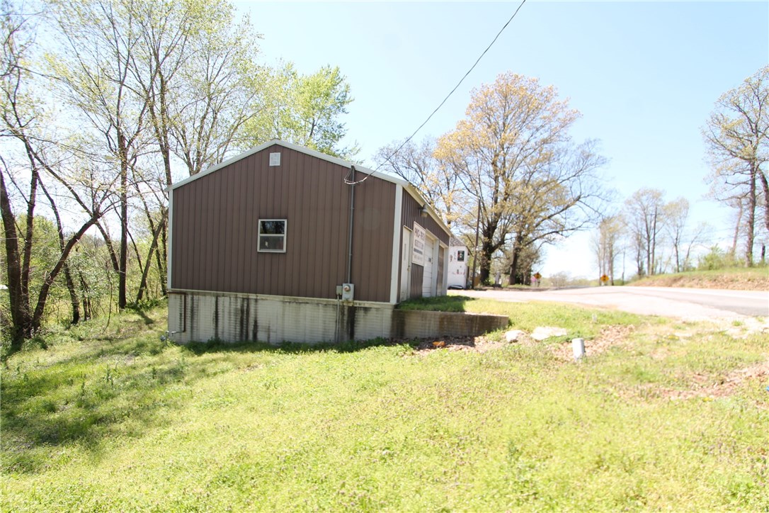 Johnsons Add Cave Spgs - Commercial Sale