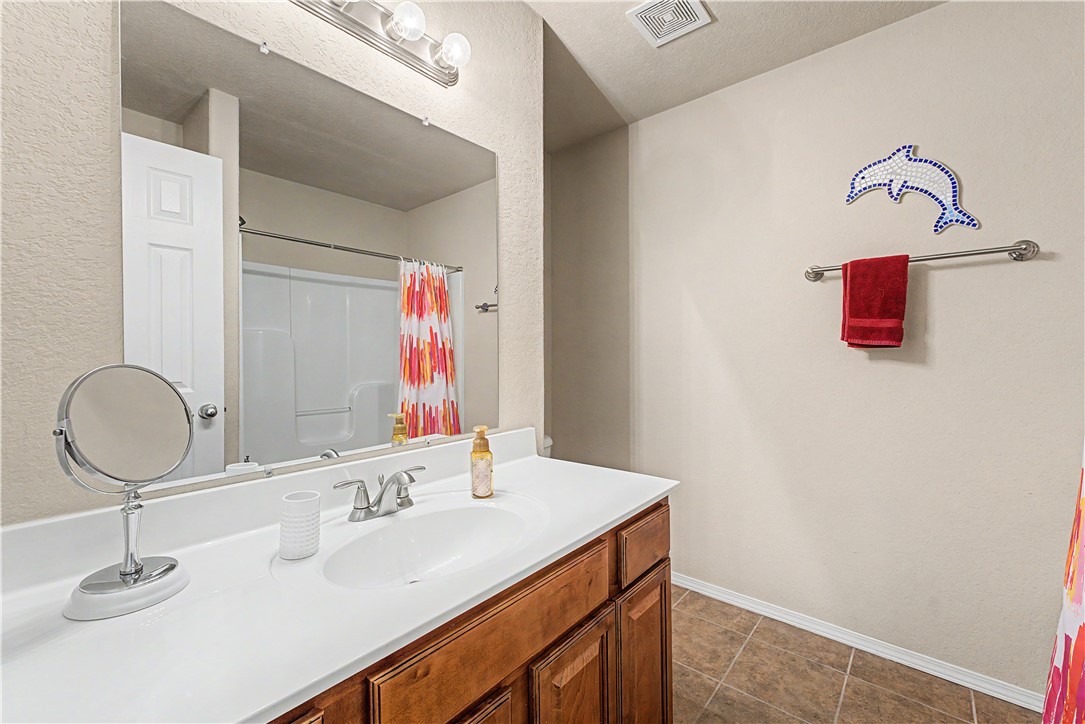Lakewood Crossing - Residential