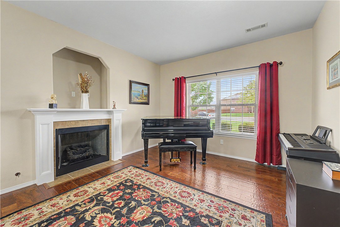 Lakewood Crossing - Residential