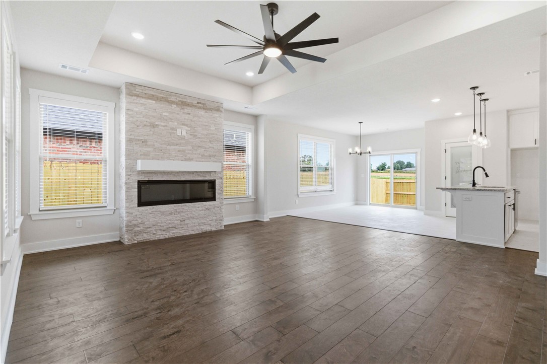 Walnut Grove Sub Ph III Bentonville - Residential