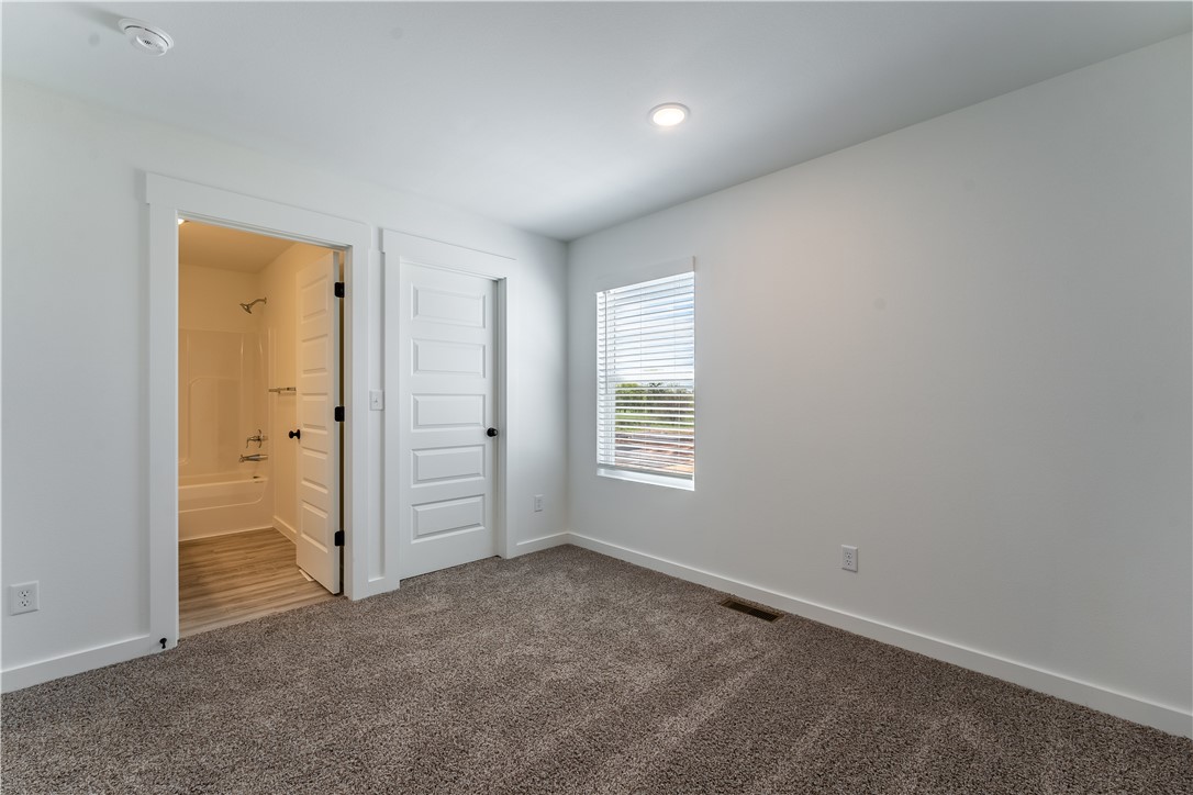 Featherston Village Ph 2 Centerton - Residential Lease
