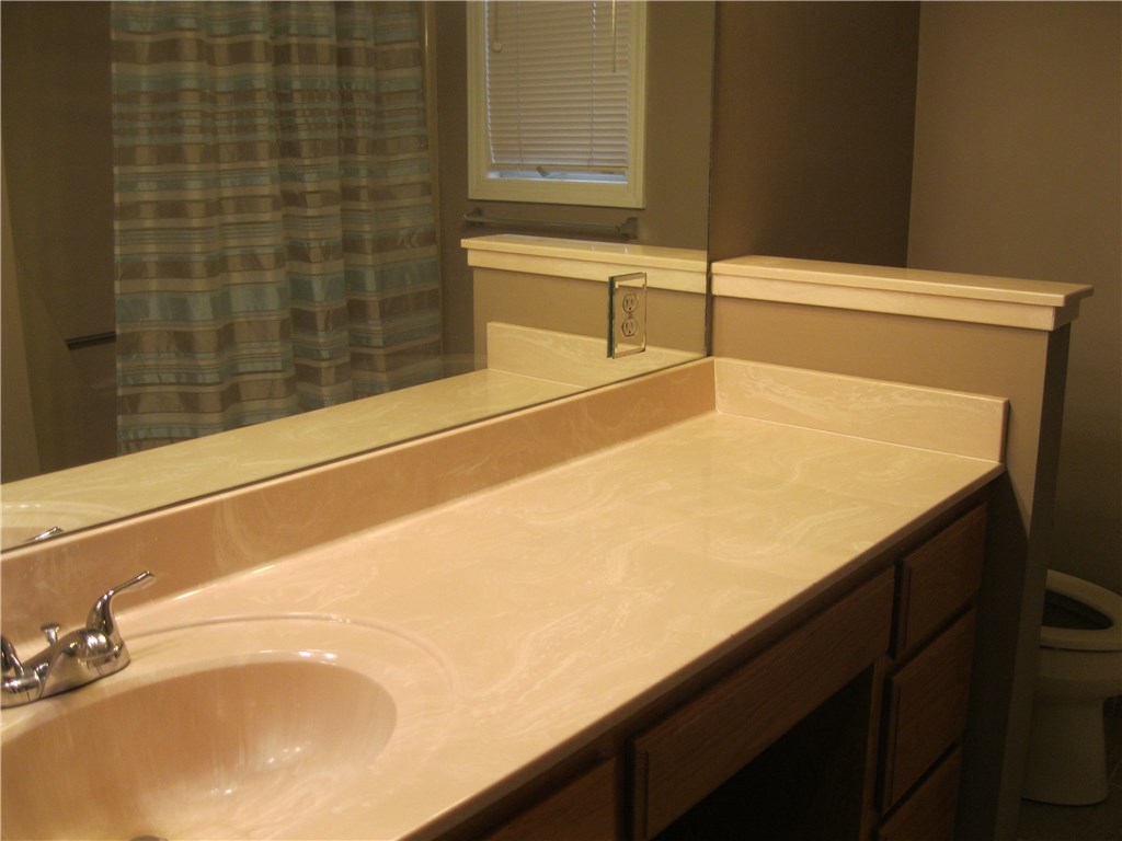 Renfrew Sub Bvv - Residential Lease
