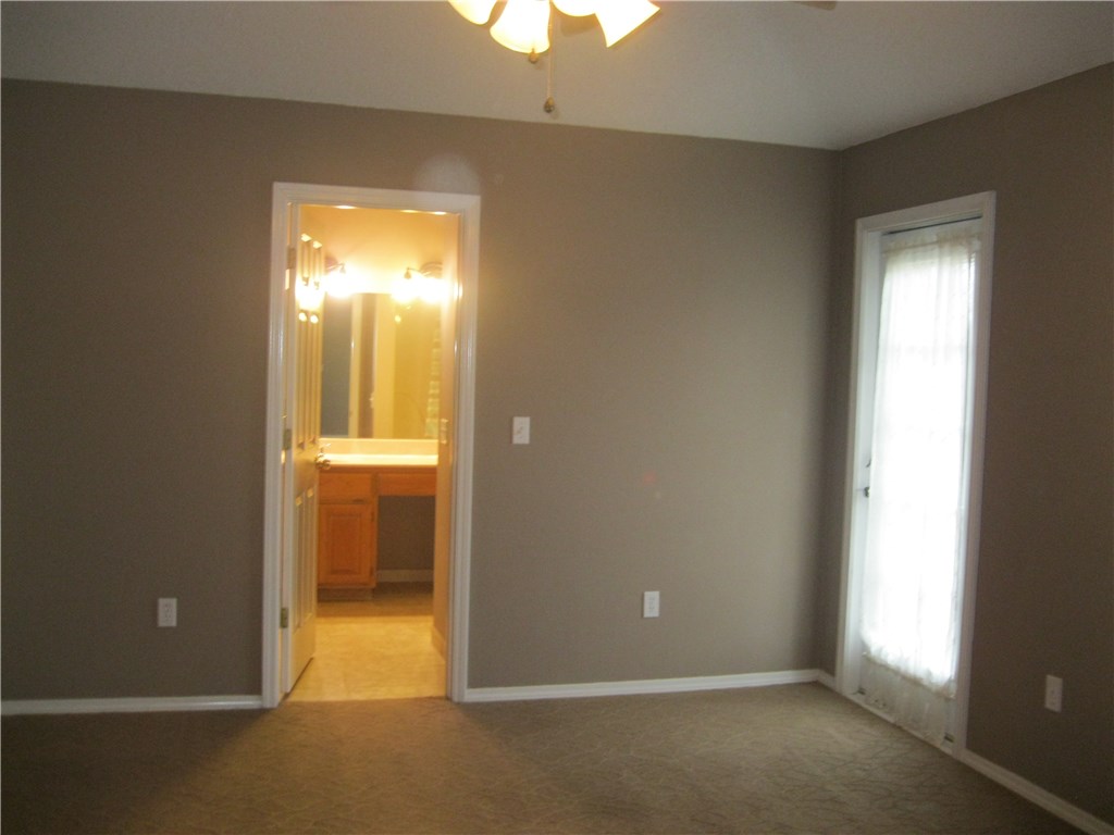 Renfrew Sub Bvv - Residential Lease