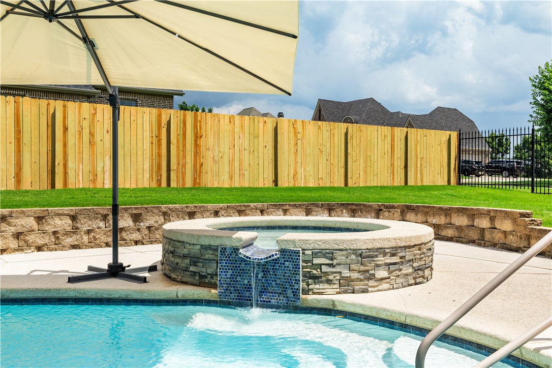 Estates at Brush Creek - Residential