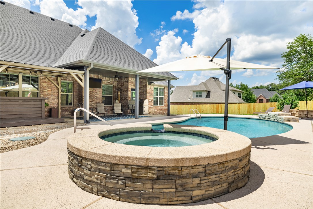 Estates at Brush Creek - Residential