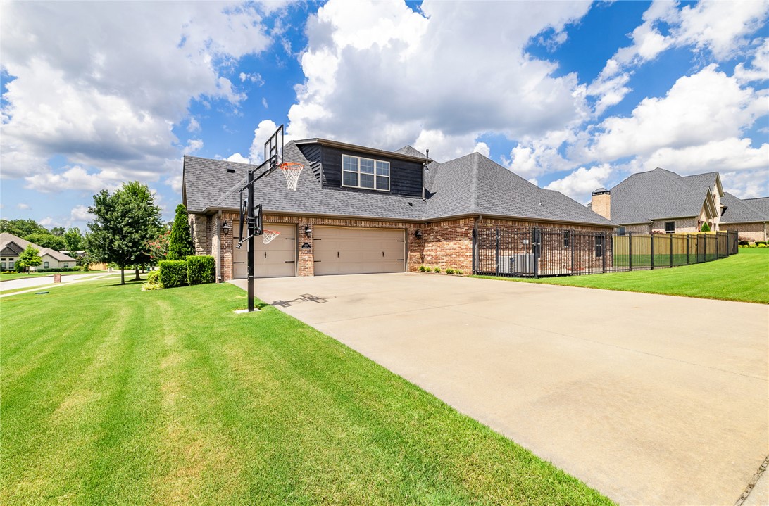 Estates at Brush Creek - Residential