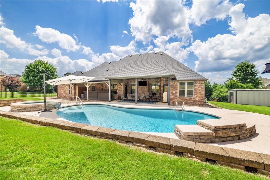 Estates at Brush Creek - Residential