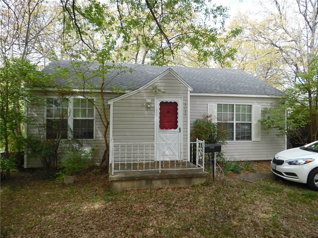 Well maintained home perfect for investment.  Close to the University of Arkansas and bus route.  Many updates.  Additional 0.16 acre lot, zoned RMF24 behind the home can also be purchased for $40,000.  Call agent for details.