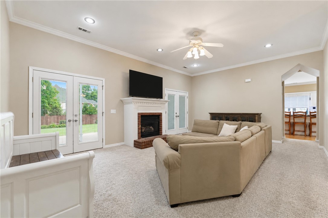 Mission Hills - Residential