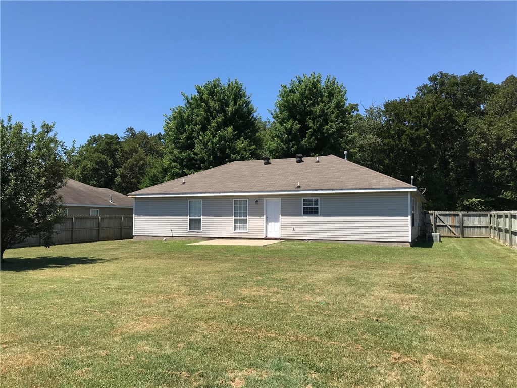 Eagles Nest Ests - Residential Lease