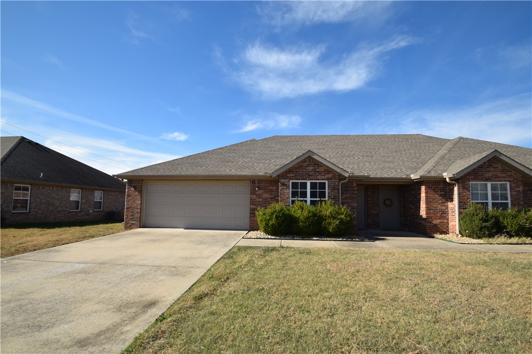 Willow Crossing Ph I Centerton - Residential Lease
