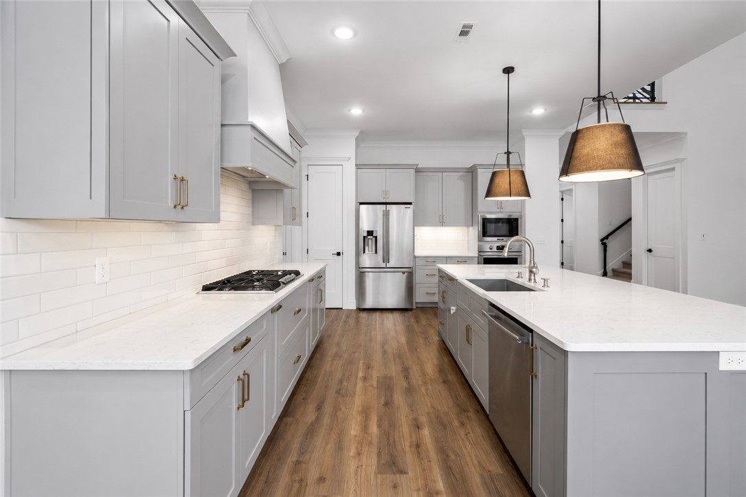 Cobble Creek Sub Rogers - Residential
