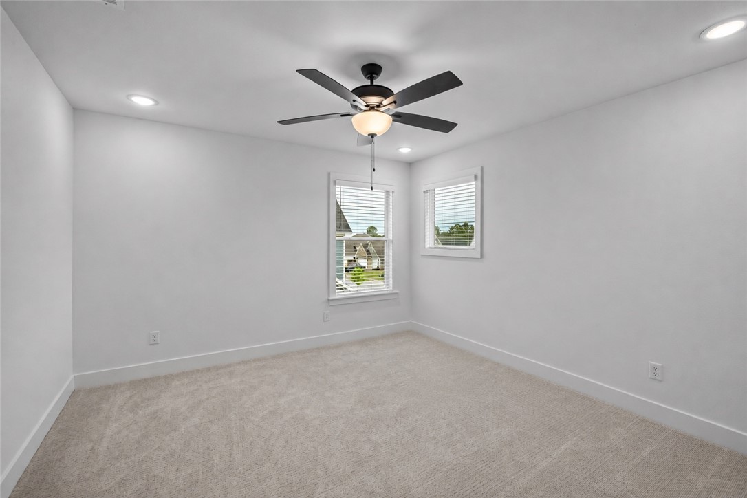 Cobble Creek Sub Rogers - Residential