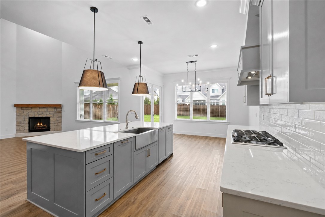 Cobble Creek Sub Rogers - Residential