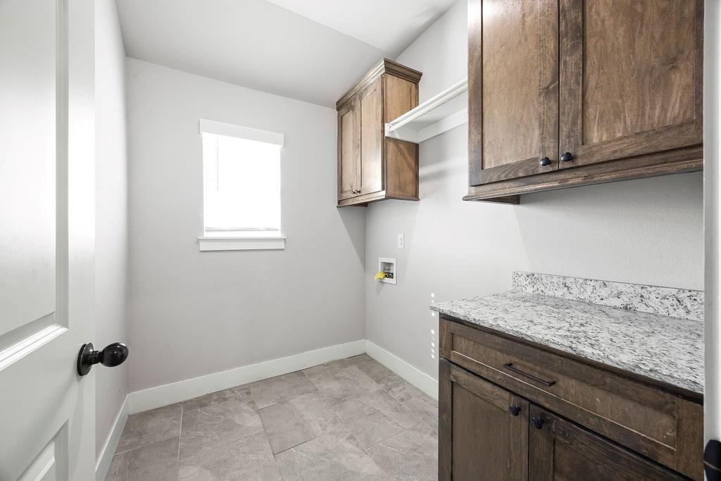 Hickory Meadows Sub Ph 1 - Residential Lease