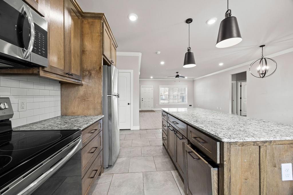 Hickory Meadows Sub Ph 1 - Residential Lease