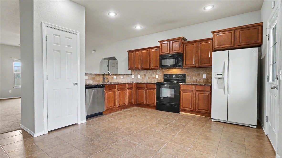 Lakewood Crossing Sub Ph 1 Rogers - Residential
