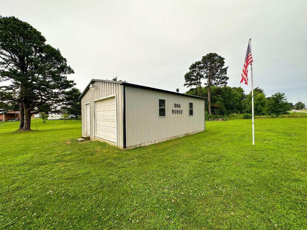 Bergman City Acreage - Residential