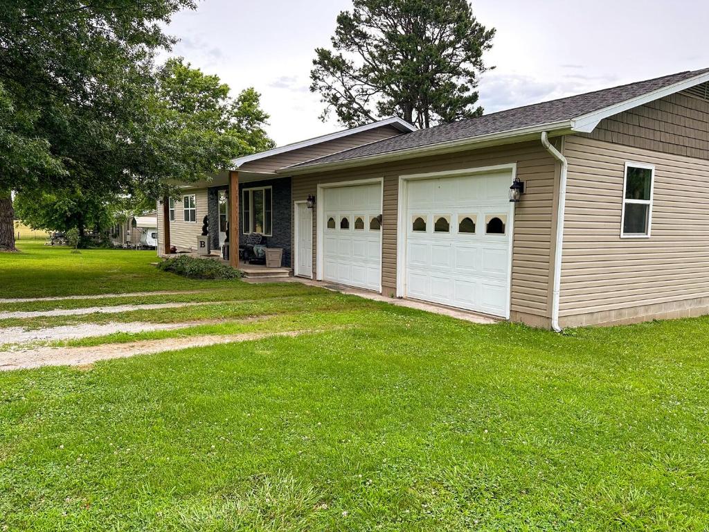 Bergman City Acreage - Residential