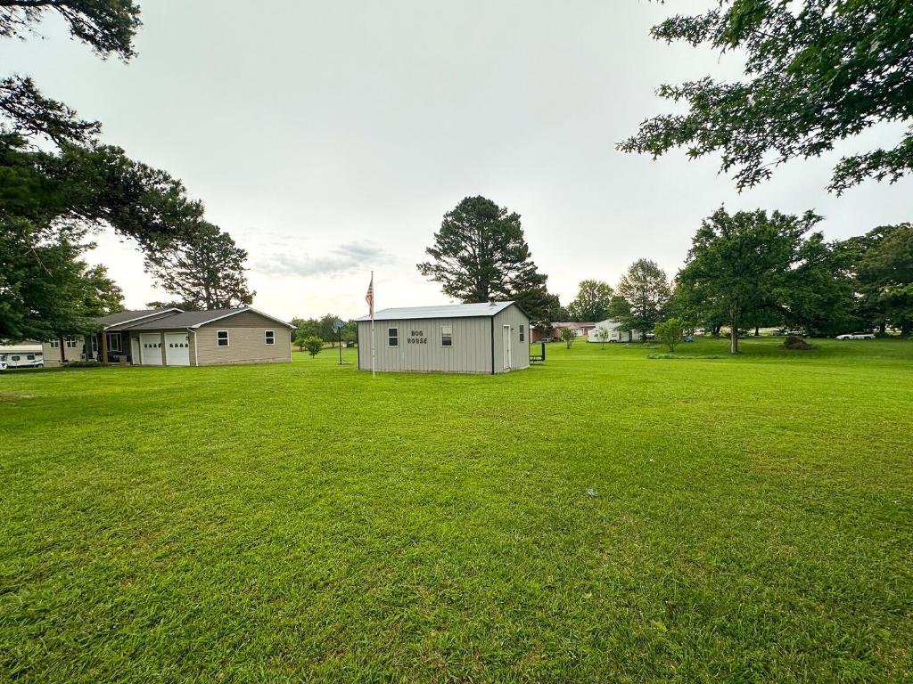 Bergman City Acreage - Residential