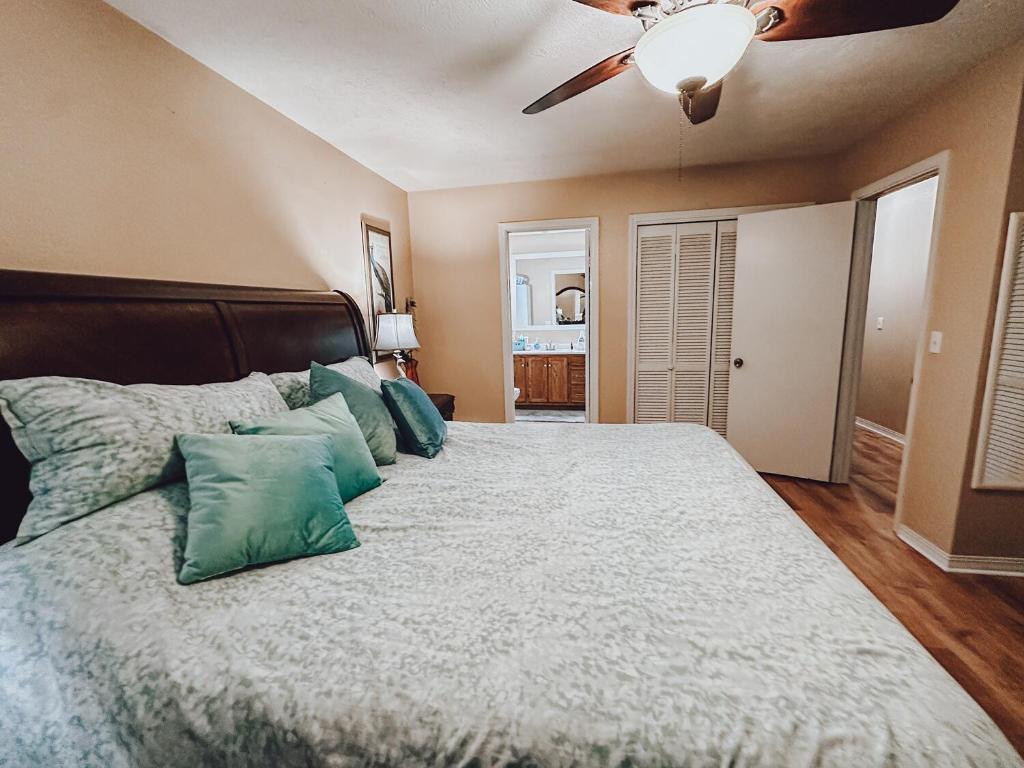 Bergman City Acreage - Residential