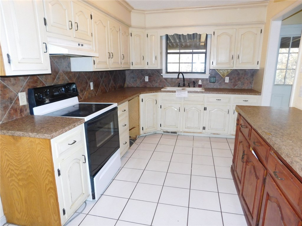 Avondale Sub 2 Bvv - Residential