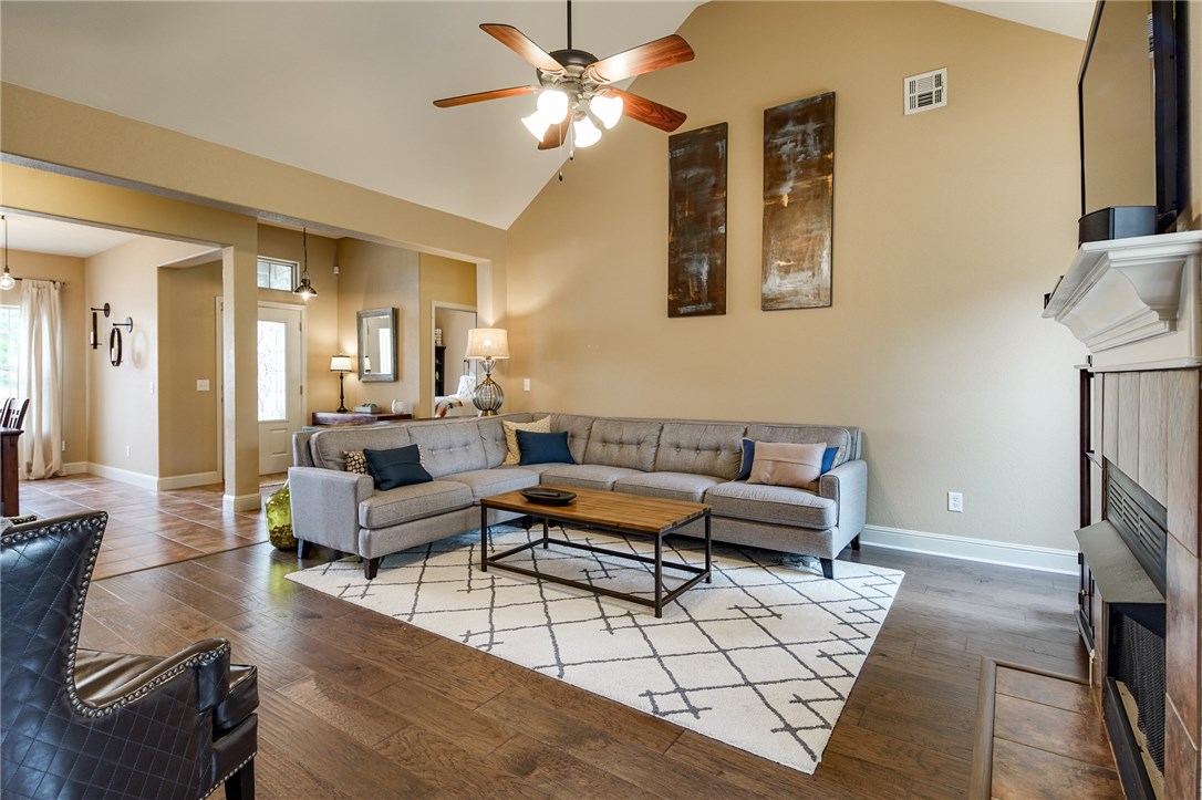 SIENNA AT COOPER'S FARM PH 1B-CENTERTON - Residential