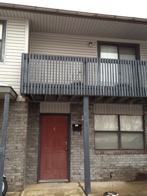 Great location for Bentonville.  Close to Walmart home office.  This unit is a 2 bedroom 1 and a half bath townhome which includes refrigerator, washer & dryer hookups and Lawn Care.