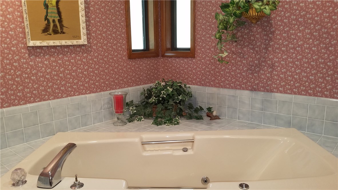 Unit 14 Holiday Island - Residential