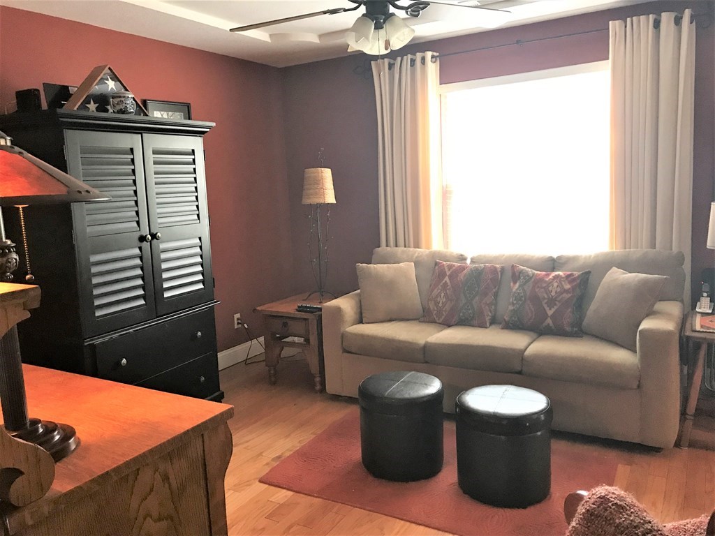 Unit 8 Holiday Island - Residential