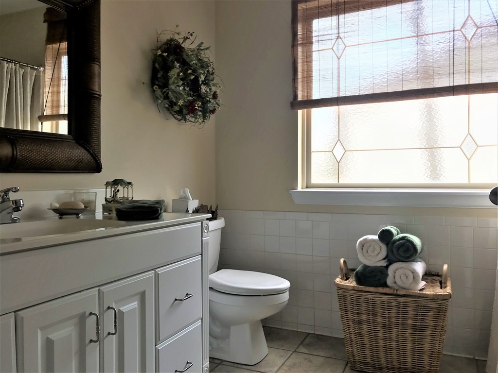 Unit 8 Holiday Island - Residential