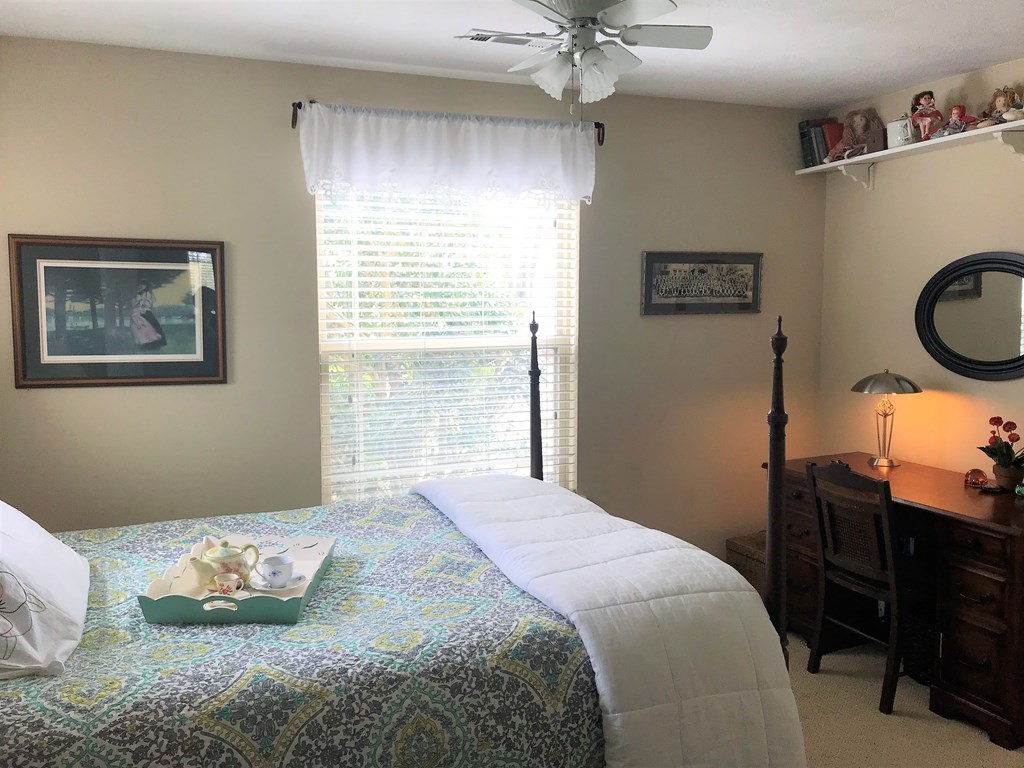 Unit 8 Holiday Island - Residential