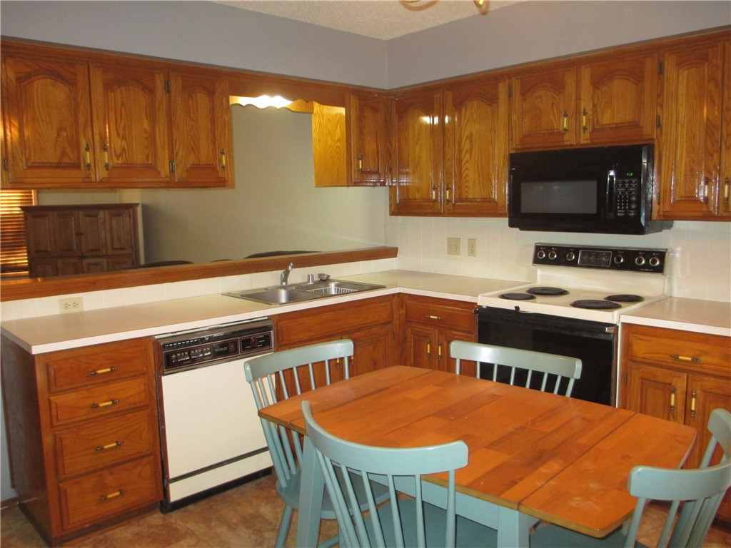 Unit 1C Holiday Island - Residential