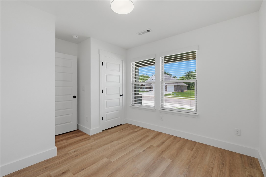 Deere Creek - Residential Lease