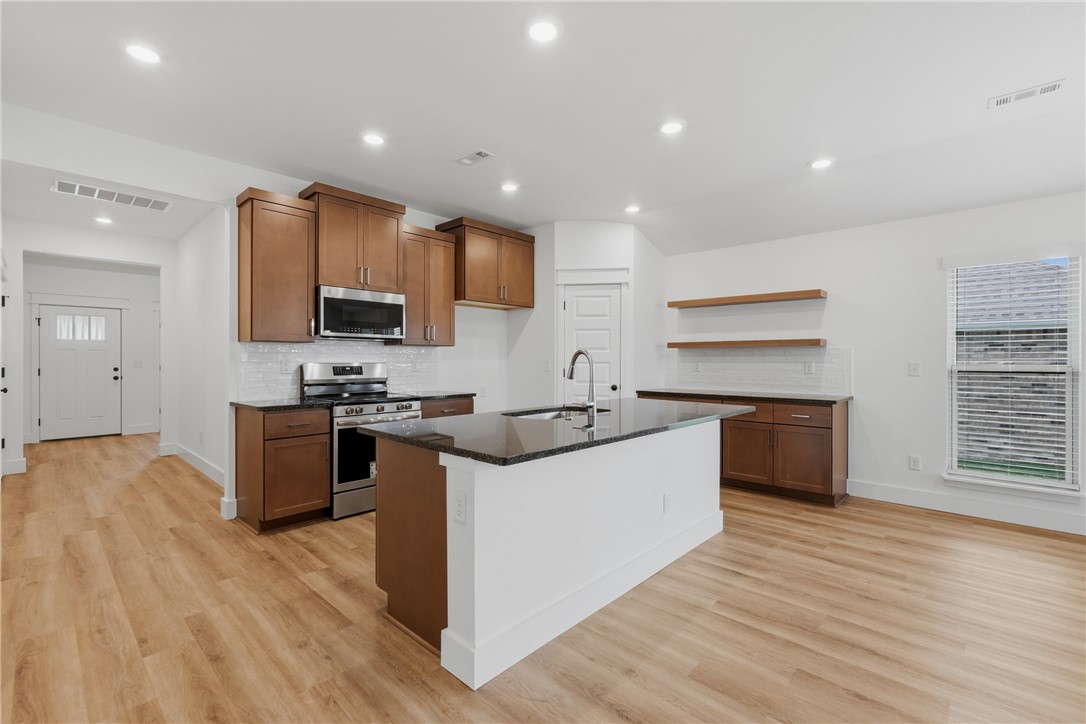 Deere Creek - Residential Lease