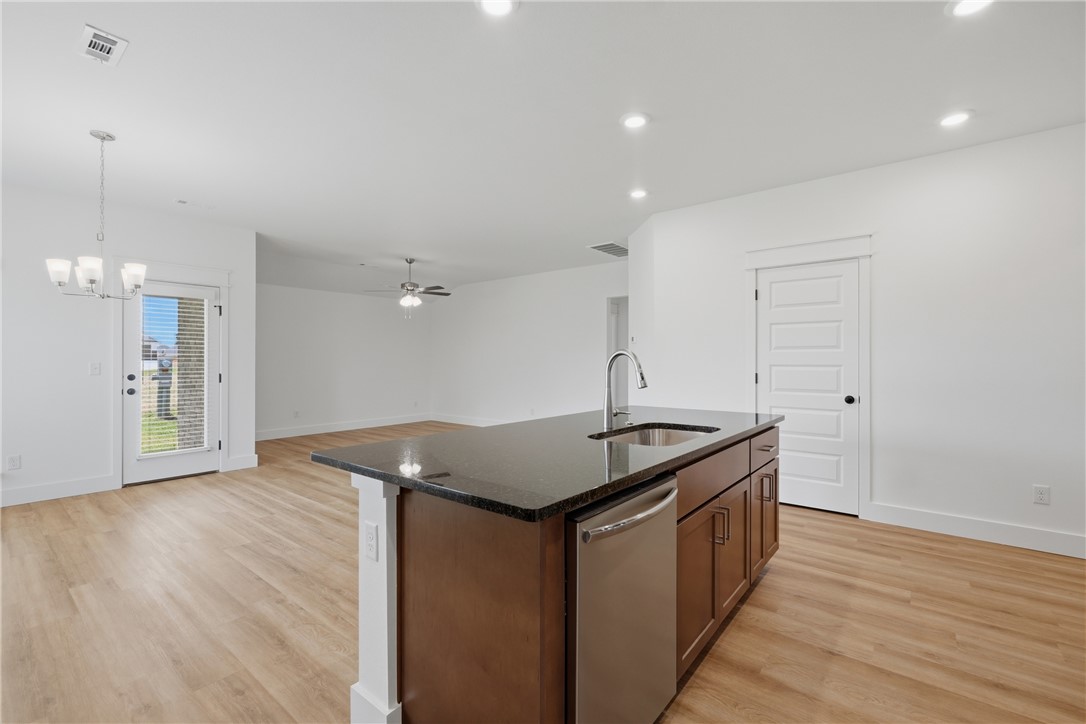 Deere Creek - Residential Lease