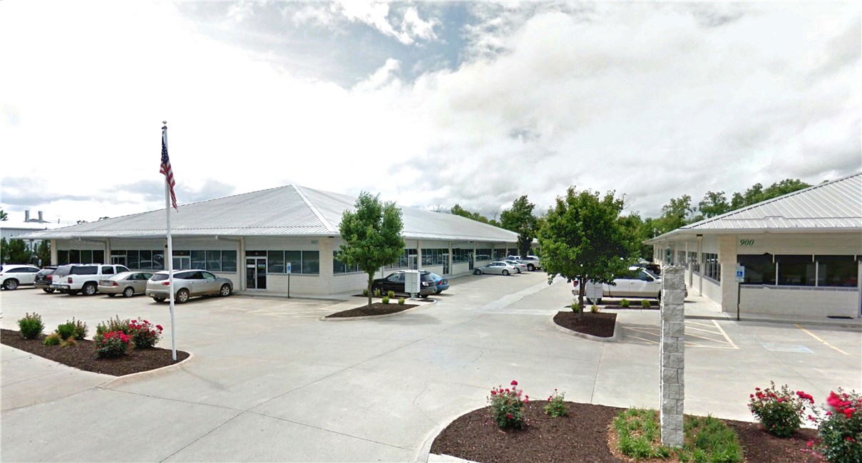 Moody Acres Bentonville - Commercial Lease